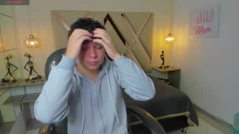 Snapshot of benjamintwink1 chatting on October 25, 2025, 8:14 pm BENJAMIN online show from October 25, 2025, 8:14 pm