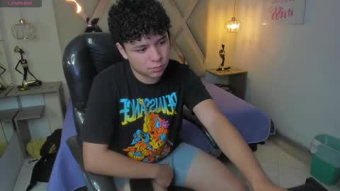 Snapshot of benjamintwink1 chatting on October 29, 2025, 9:16 pm BENJAMIN online show from October 29, 2025, 9:16 pm