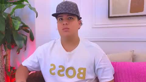 Snapshot of bennett_alejoo chatting on June 26, 2026, 7:07 pm bennett_alejoo online show from June 26, 2026, 7:07 pm