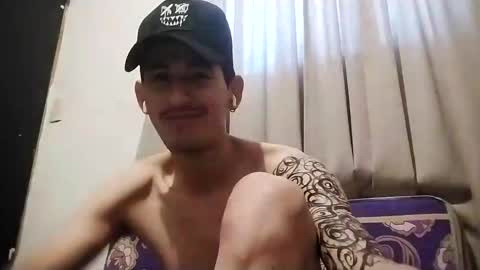 Snapshot of bennivanni chatting on March 4, 2025, 11:43 pm bennivanni online show from March 4, 2025, 11:43 pm