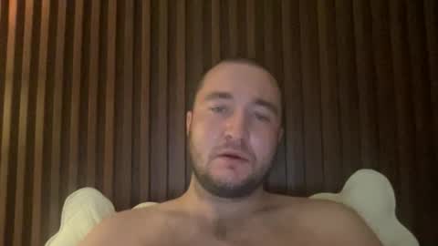 Snapshot of bennybuck97 chatting on September 30, 2025, 7:24 am bennybuck97 online show from September 30, 2025, 7:24 am