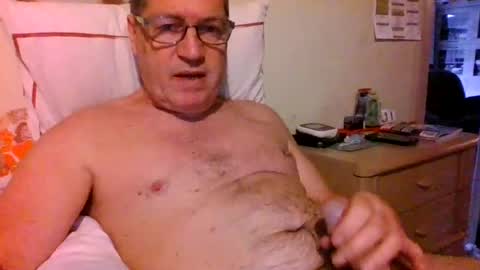 bennybutterfly007 online show from June 12, 2026, 5:12 pm