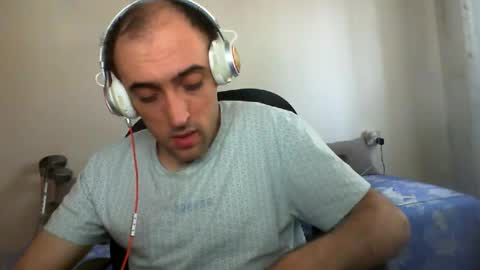 bentish online show from September 22, 2025, 9:00 am