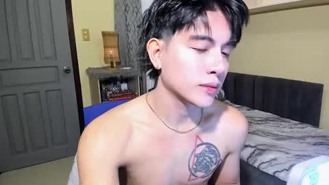 bentlyfuck online show from March 9, 2026, 6:45 pm