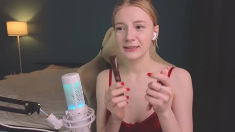 Alice online show from December 16, 2024, 8:05 pm