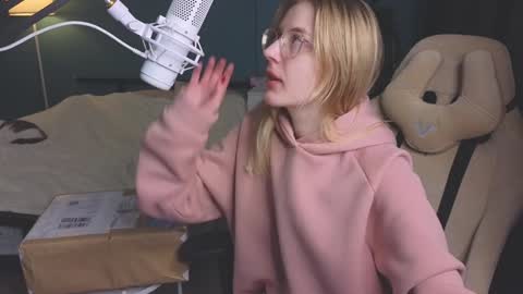 Alice online show from January 5, 2025, 10:53 am