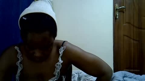 Snapshot of berbiestar chatting on July 4, 2026, 7:03 am Crazybeibe online show from July 4, 2026, 7:03 am