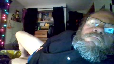 bergeeric1970 online show from May 8, 2026, 4:07 am