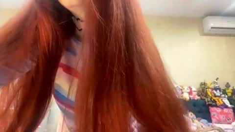 Eva  online show from April 13, 2026, 7:47 am
