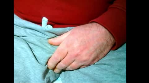 bernardo1968 online show from February 15, 2026, 3:14 am