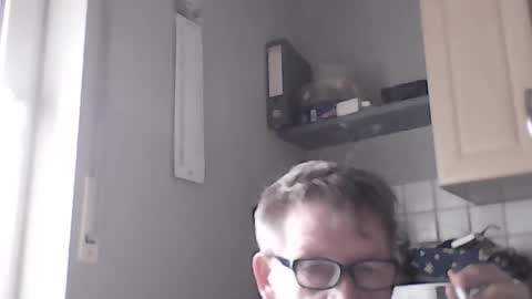 bernie6004 online show from July 16, 2026, 8:09 am