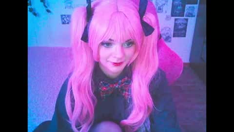 Snapshot of berriekitten chatting on May 7, 2026, 11:32 pm BerrieKitten online show from May 7, 2026, 11:32 pm