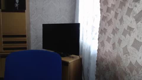 berry2024 online show from March 3, 2025, 9:22 am