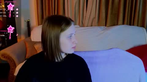 Snapshot of berry_assortment chatting on November 14, 2025, 4:17 pm Your sweet Tara and Eva online show from November 14, 2025, 4:17 pm