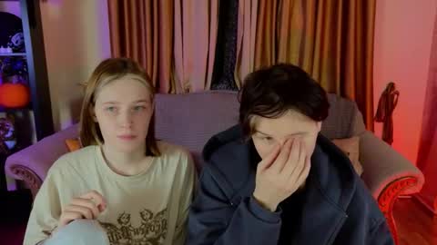 Snapshot of berry_assortment chatting on November 27, 2025, 11:23 am Your sweet Tara and Eva online show from November 27, 2025, 11:23 am