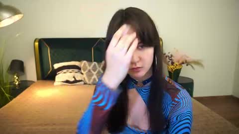 Snapshot of berrydiva chatting on July 7, 2026, 1:15 pm Violette online show from July 7, 2026, 1:15 pm