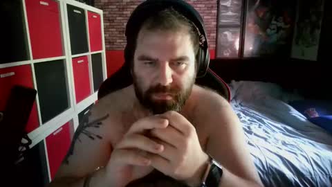 Snapshot of bertirally15 chatting on April 9, 2026, 4:01 pm bertirally15 online show from April 9, 2026, 4:01 pm