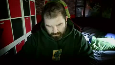 Snapshot of bertirally15 chatting on April 12, 2026, 2:22 pm bertirally15 online show from April 12, 2026, 2:22 pm