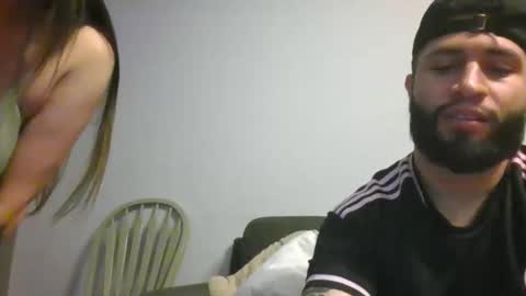 Snapshot of besosypasion chatting on November 17, 2025, 11:54 pm besosypasion online show from November 17, 2025, 11:54 pm