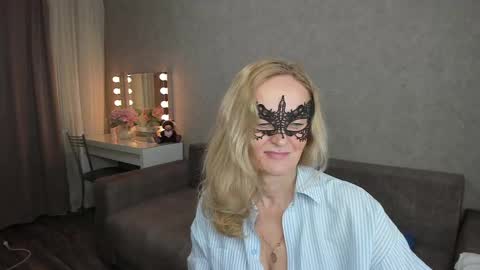 best__angelica online show from March 9, 2025, 2:43 pm