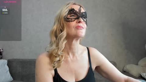 best__angelica online show from November 1, 2025, 1:13 pm