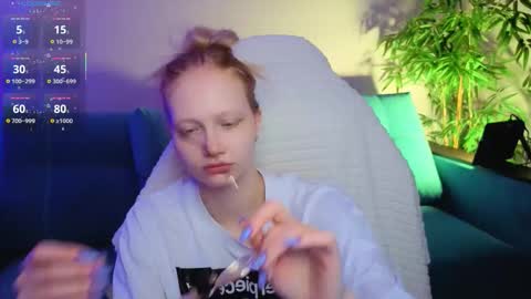 Danny and Kira online show from November 10, 2025, 2:32 am