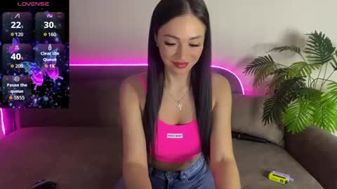 Teya online show from April 28, 2026, 4:23 pm