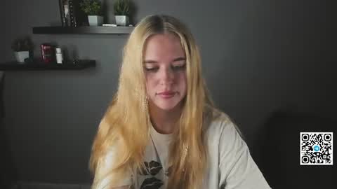 Snapshot of betany_fokss chatting on July 5, 2026, 2:29 am Bella Schedule GMT2 Mon Tue Wed Thu Fri Sat Sun 8 am from 2pm online show from July 5, 2026, 2:29 am