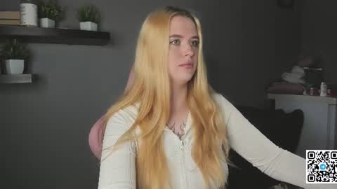 Snapshot of betany_fokss chatting on July 26, 2026, 1:36 am Bella Schedule GMT2 Mon Tue Wed Thu Fri Sat Sun 8 am from 2pm online show from July 26, 2026, 1:36 am