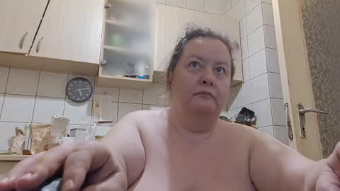 Snapshot of bethnorth chatting on April 19, 2026, 2:11 am bethnorth online show from April 19, 2026, 2:11 am