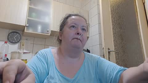Snapshot of bethnorth chatting on April 21, 2026, 2:04 am bethnorth online show from April 21, 2026, 2:04 am
