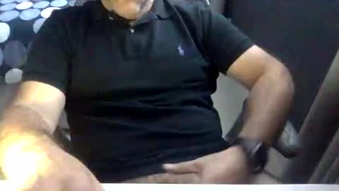 Virtual Gentleman online show from January 6, 2025, 7:35 pm