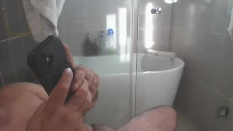 Snapshot of betoooox chatting on June 13, 2026, 12:58 pm Virtual Gentleman online show from June 13, 2026, 12:58 pm