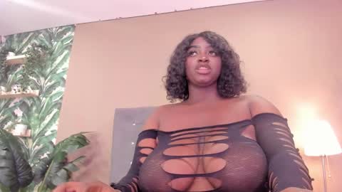 Snapshot of betsybennet chatting on March 22, 2026, 4:16 am BETSY online show from March 22, 2026, 4:16 am