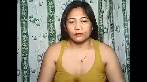 betty_83 online show from January 4, 2025, 12:48 am