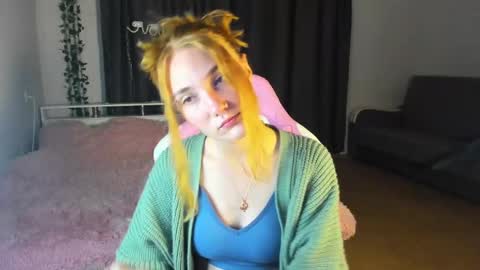 Snapshot of betty_witchy chatting on December 3, 2024, 1:19 am Dory make me happier online show from December 3, 2024, 1:19 am