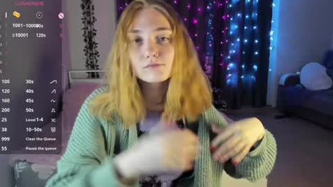 Snapshot of betty_witchy chatting on January 9, 2025, 1:08 am Dory make me happier online show from January 9, 2025, 1:08 am