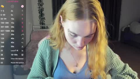 Snapshot of betty_witchy chatting on January 21, 2025, 1:08 am Dory make me happier online show from January 21, 2025, 1:08 am