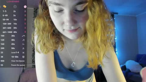 Snapshot of betty_witchy chatting on January 30, 2025, 1:11 am Dory make me happier online show from January 30, 2025, 1:11 am
