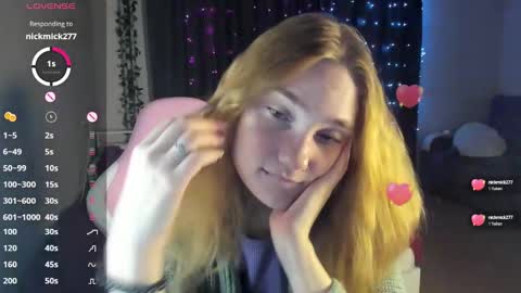 Snapshot of betty_witchy chatting on February 27, 2025, 1:05 am Dory make me happier online show from February 27, 2025, 1:05 am