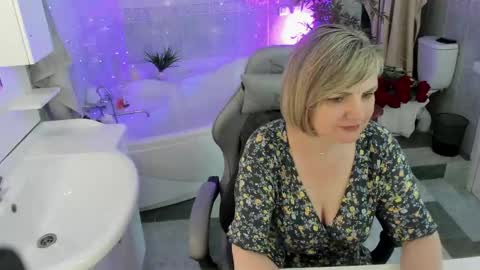 Betty online show from May 3, 2026, 1:22 am