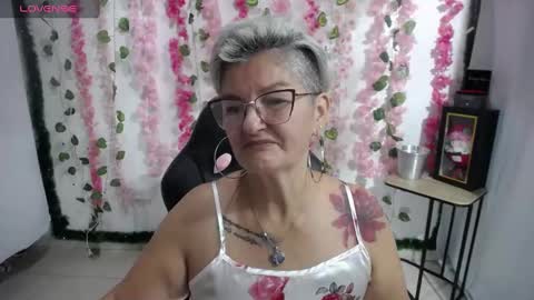 bibiana online show from February 18, 2025, 8:27 am