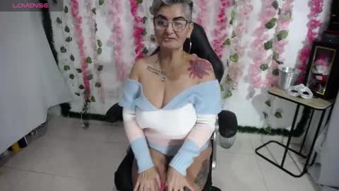 bibiana online show from February 19, 2025, 8:55 am