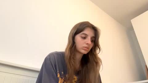 Snapshot of beulahweikert chatting on June 21, 2026, 5:15 pm Lina online show from June 21, 2026, 5:15 pm