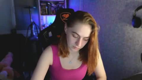 beverly_yay online show from May 12, 2026, 7:44 pm