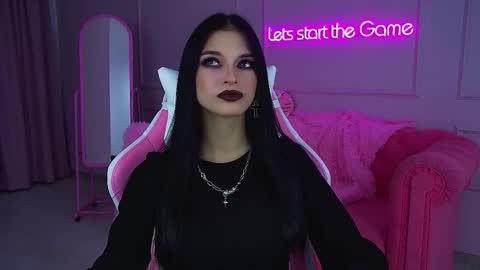 Beverly online show from November 12, 2025, 6:08 pm