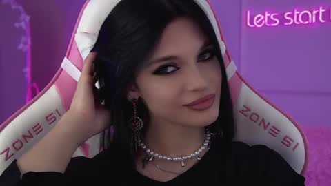 Beverly online show from July 15, 2026, 8:47 pm