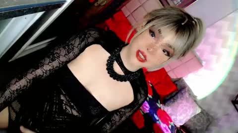 Snapshot of beybidomme chatting on May 2, 2026, 5:34 am MISTRESS DOMME online show from May 2, 2026, 5:34 am