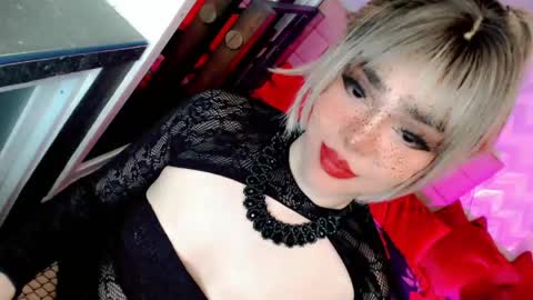 Snapshot of beybidomme chatting on May 6, 2026, 5:07 pm MISTRESS DOMME online show from May 6, 2026, 5:07 pm
