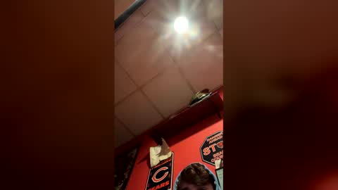 Snapshot of bezerk_bray chatting on May 24, 2026, 12:21 pm bezerk_bray online show from May 24, 2026, 12:21 pm
